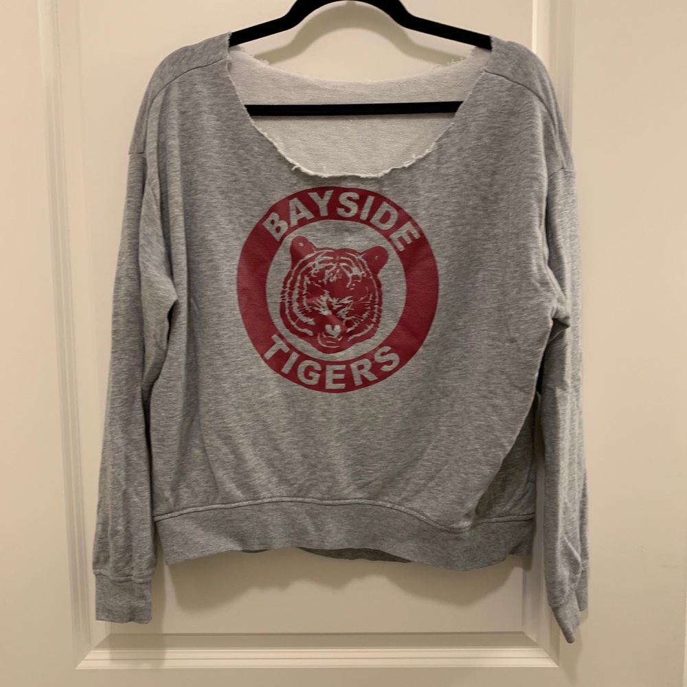 Bayside Tigers off the shoulder tee